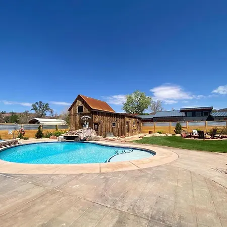 Timber & Tin H 2Bed 2Bath W Pool & Rooftop Deck Kanab Extérieur photo