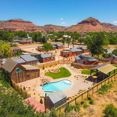Timber & Tin H 2Bed 2Bath W Pool & Rooftop Deck Kanab Exterior photo
