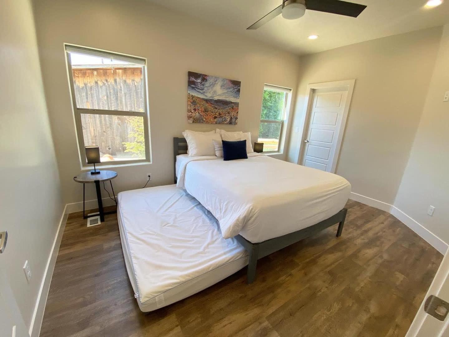 Ferienhaus Timber & Tin H 2bed 2bath W Pool & Rooftop Deck Kanab