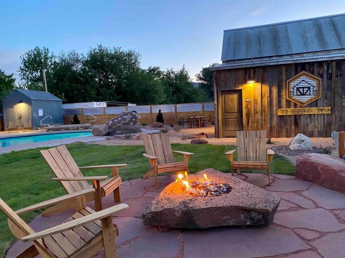 Timber & Tin H 2bed 2bath W Pool & Rooftop Deck Ferienhaus