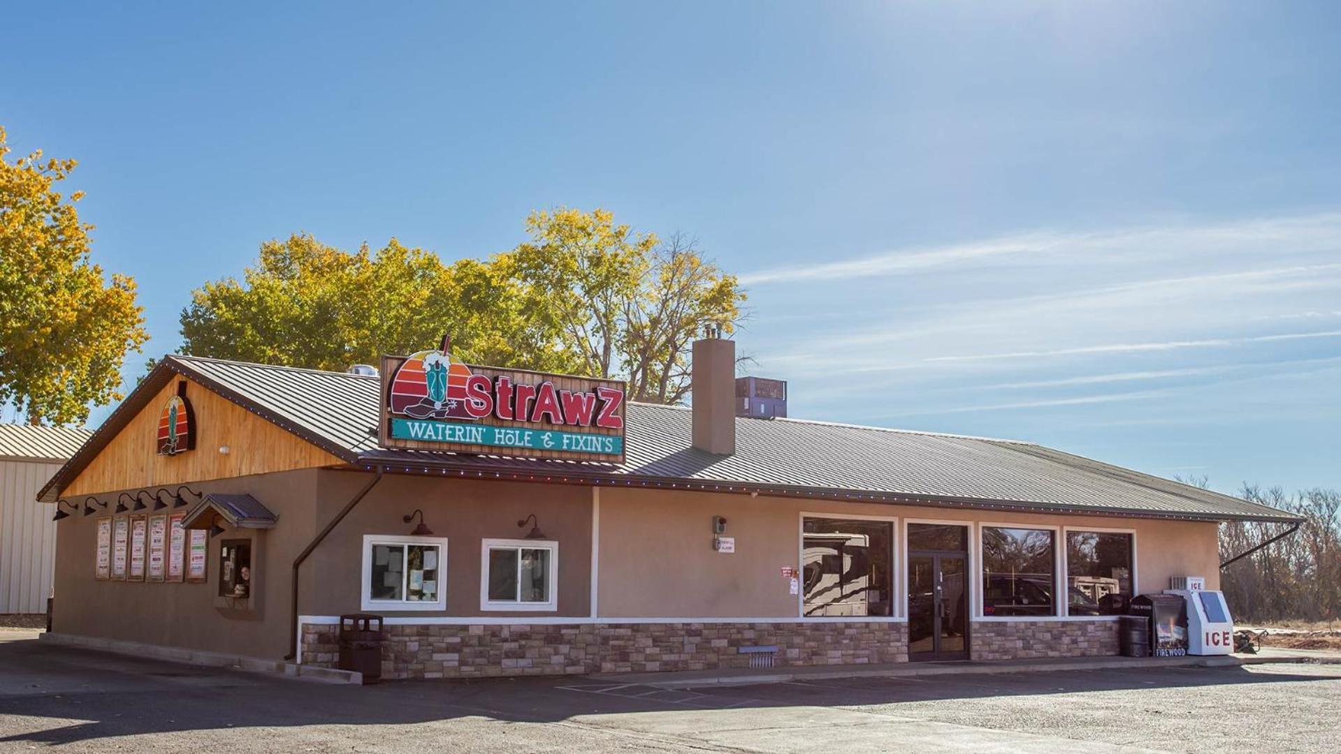 Timber & Tin H 2bed 2bath W Pool & Rooftop Deck * Kanab