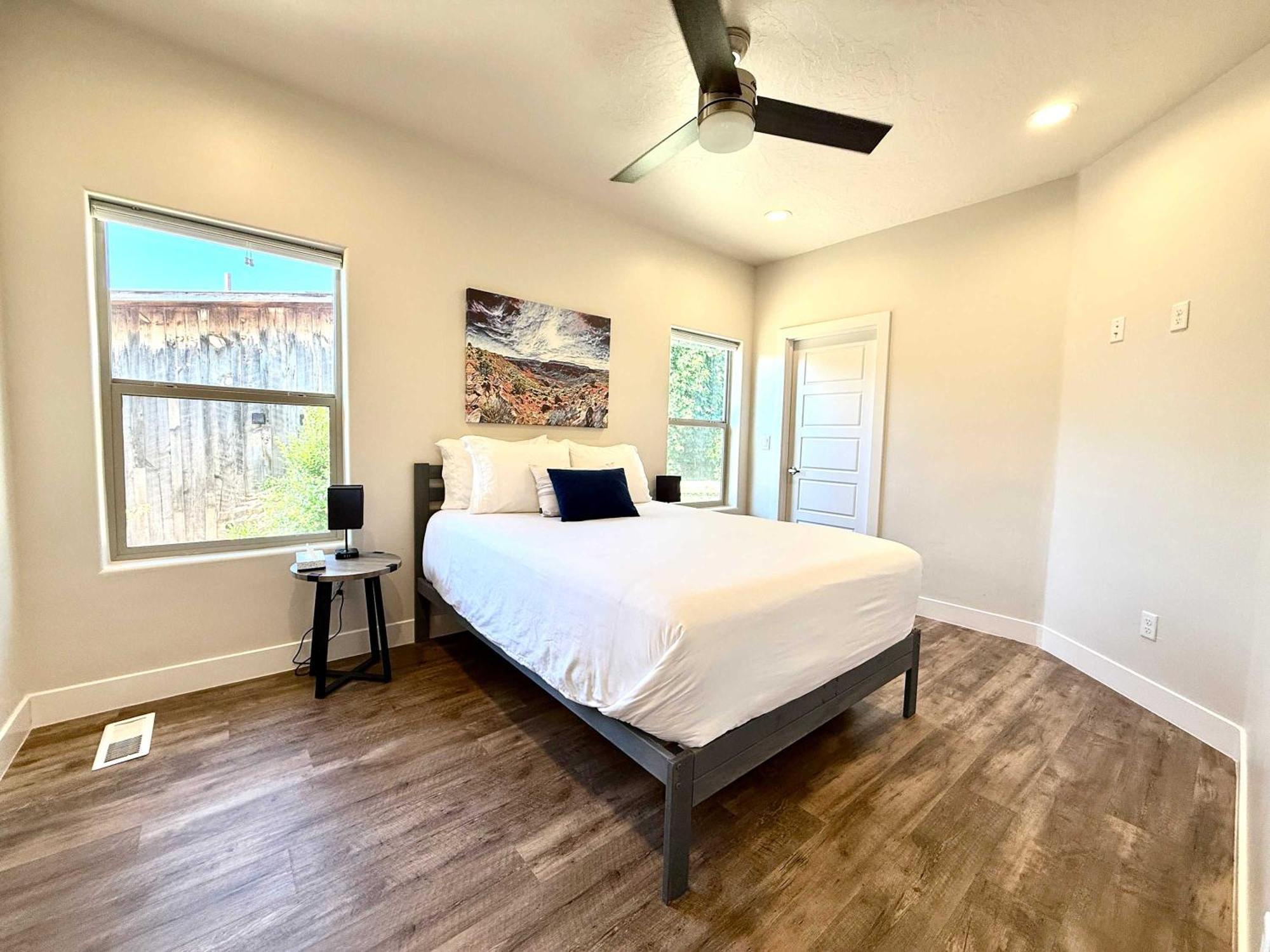 Ferienhaus Timber & Tin H 2bed 2bath W Pool & Rooftop Deck