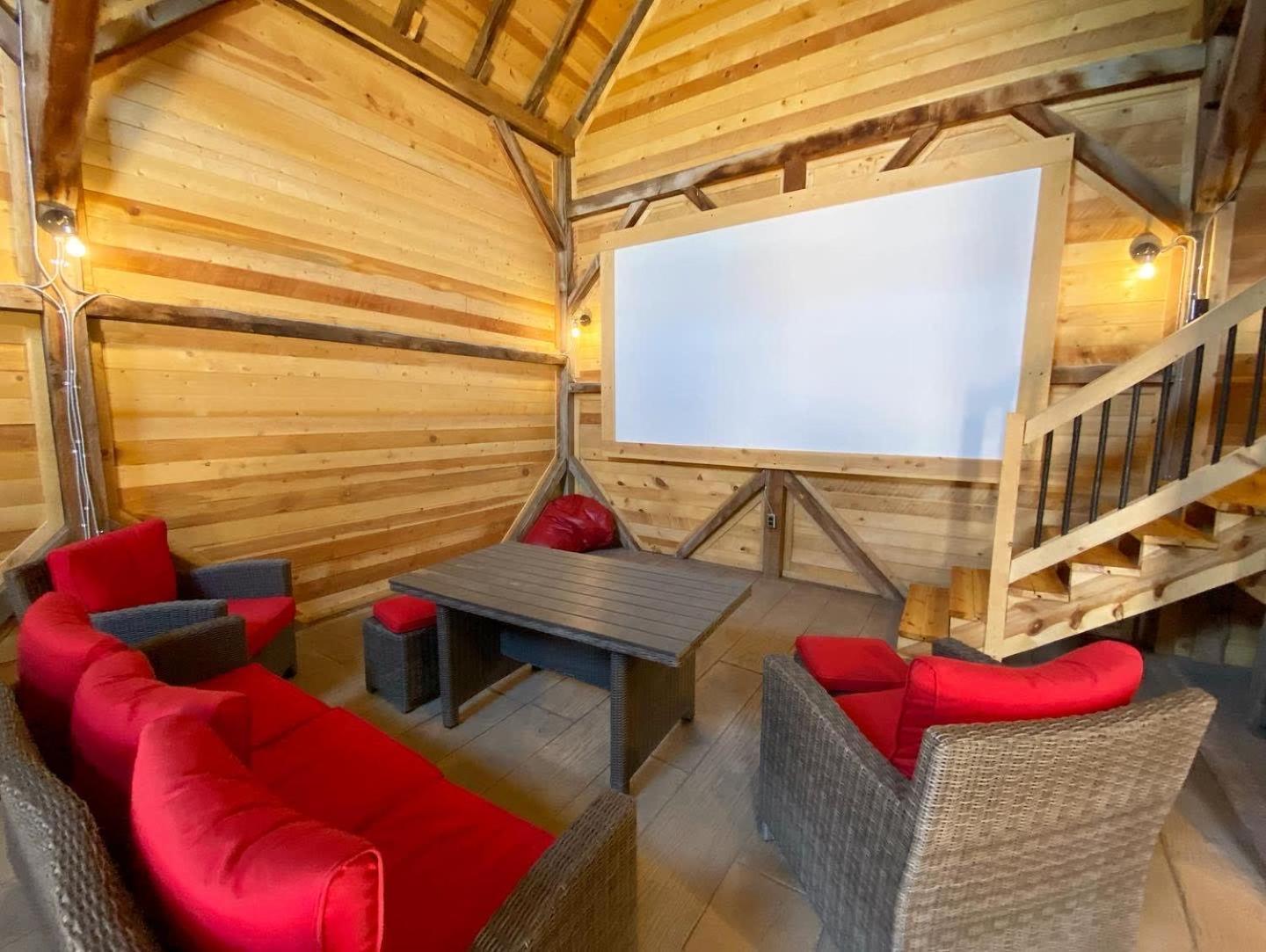 Timber & Tin H 2bed 2bath W Pool & Rooftop Deck * Kanab