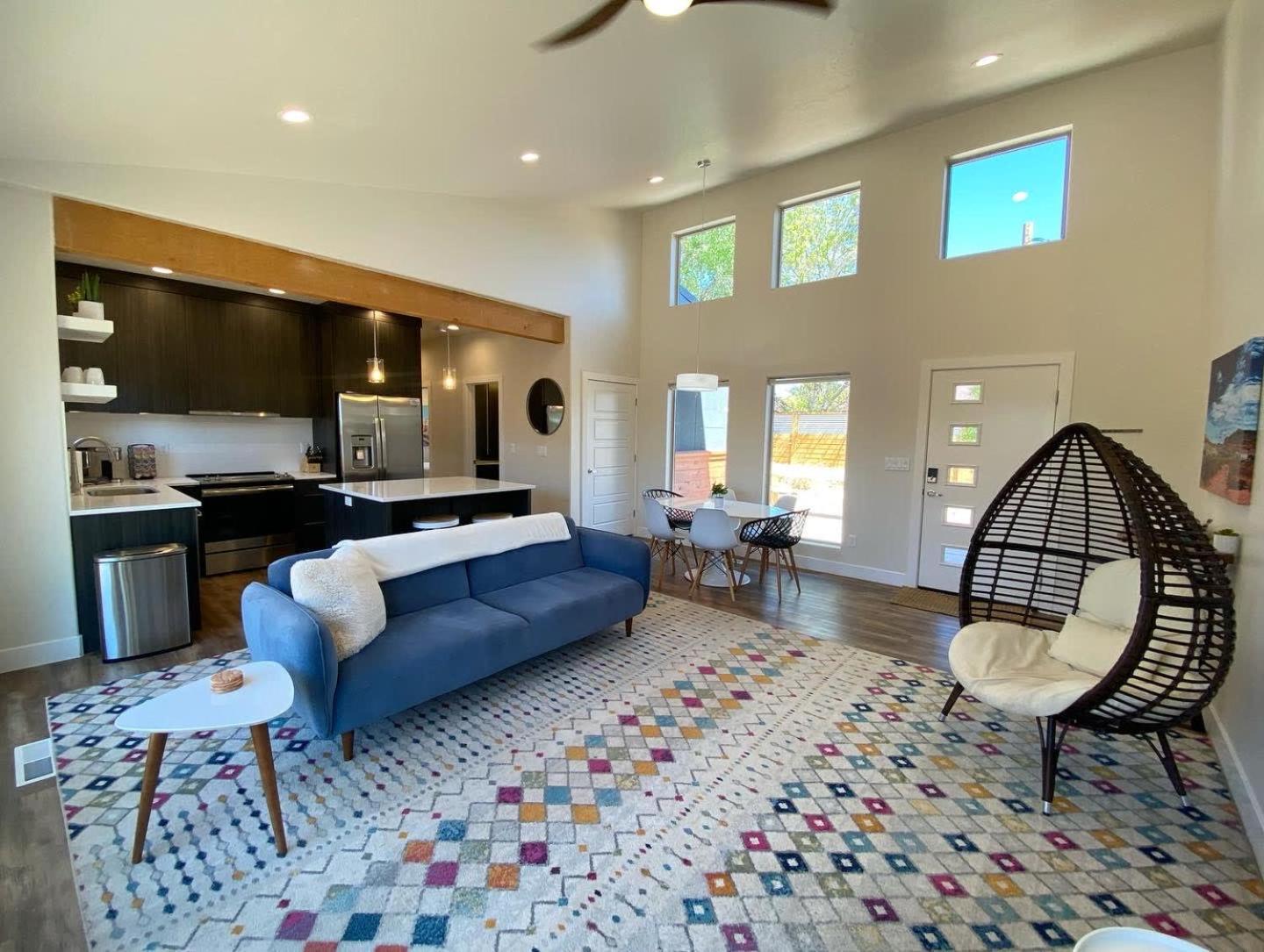 Timber & Tin H 2bed 2bath W Pool & Rooftop Deck Kanab